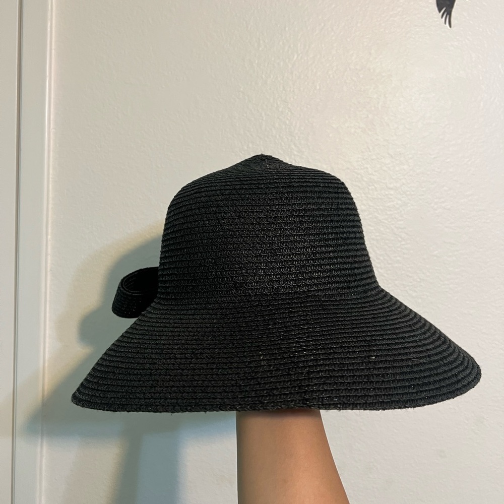 Black Beach Hat - Picture 3 of 5